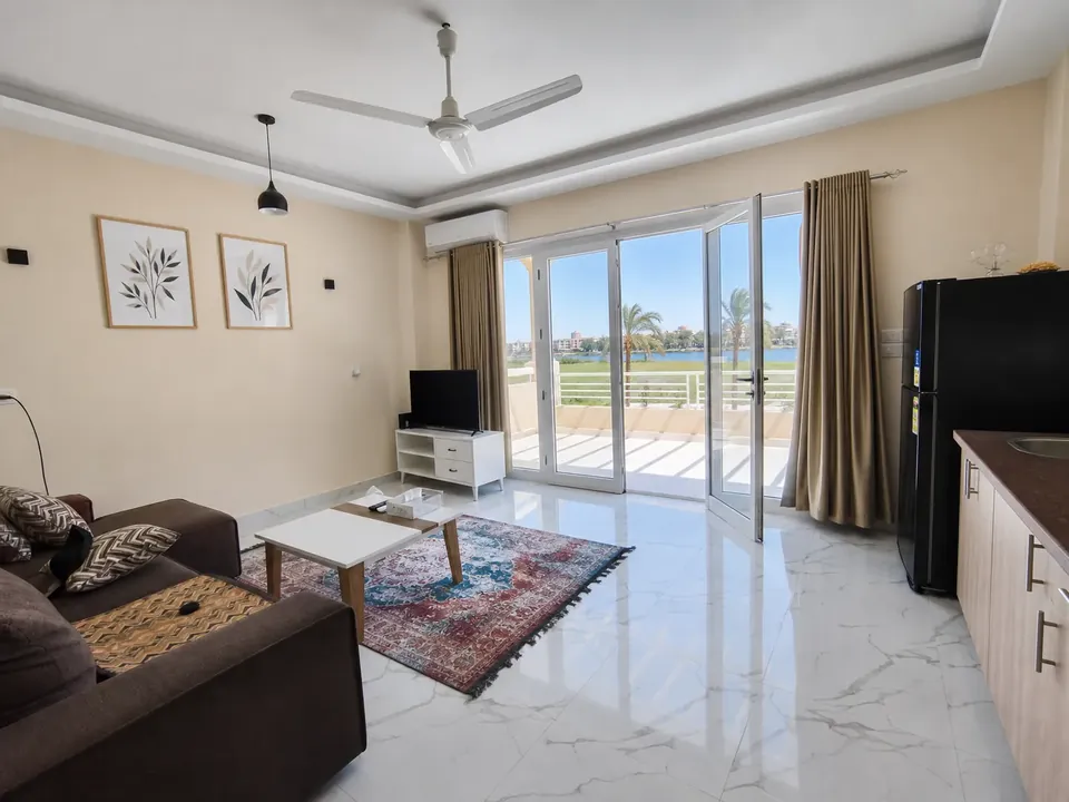 Royal Nile Villa — Sky Penthouse 2