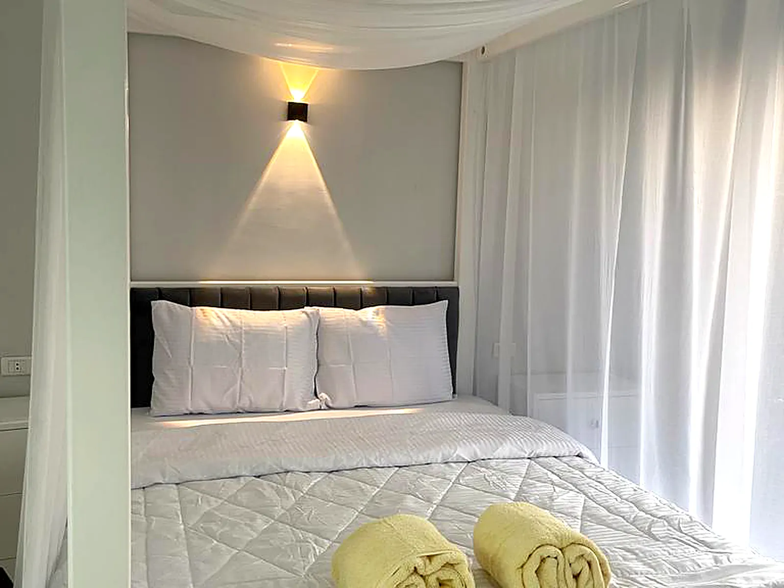 Royal Nile Villa — Luxury Nile View 1 — interior/exterior photo 3