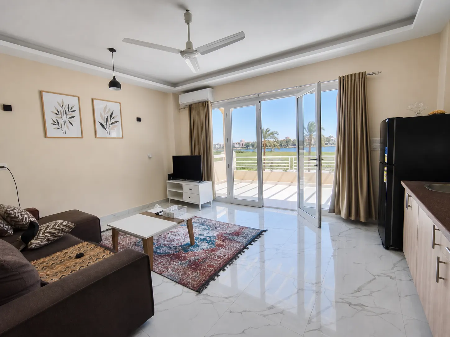 Royal Nile Villa — Sky Penthouse 2 — interior/exterior photo 2