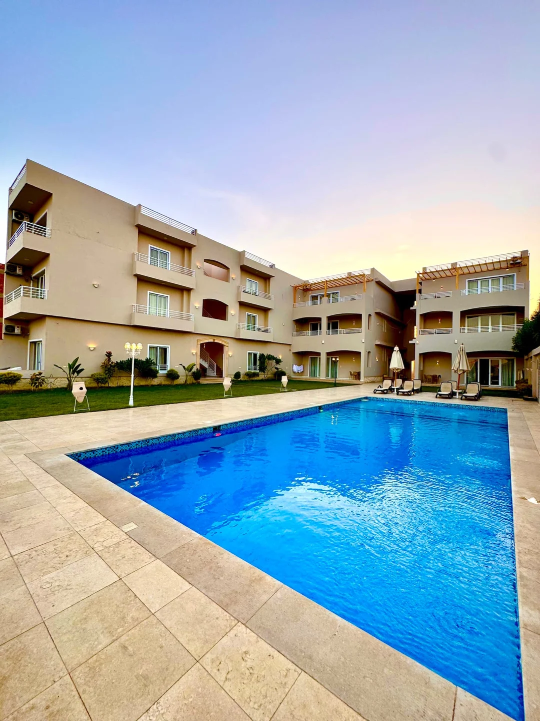 Royal Nile Villas shared pool and courtyard
