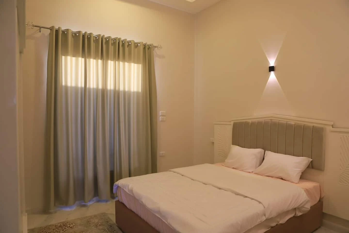 Double bedroom in Nile View Apartment 2